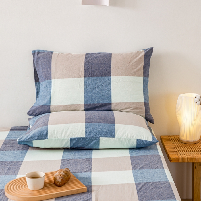 91家纺网 家纺一手货源 找家纺 咏绒家纺工厂店 2025新款A类色织水洗棉四件套 米棕丈青格