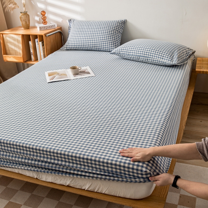 91家纺网 家纺一手货源 找家纺 咏绒家纺工厂店 2025新款A类色织水洗棉四件套 浅蓝小格