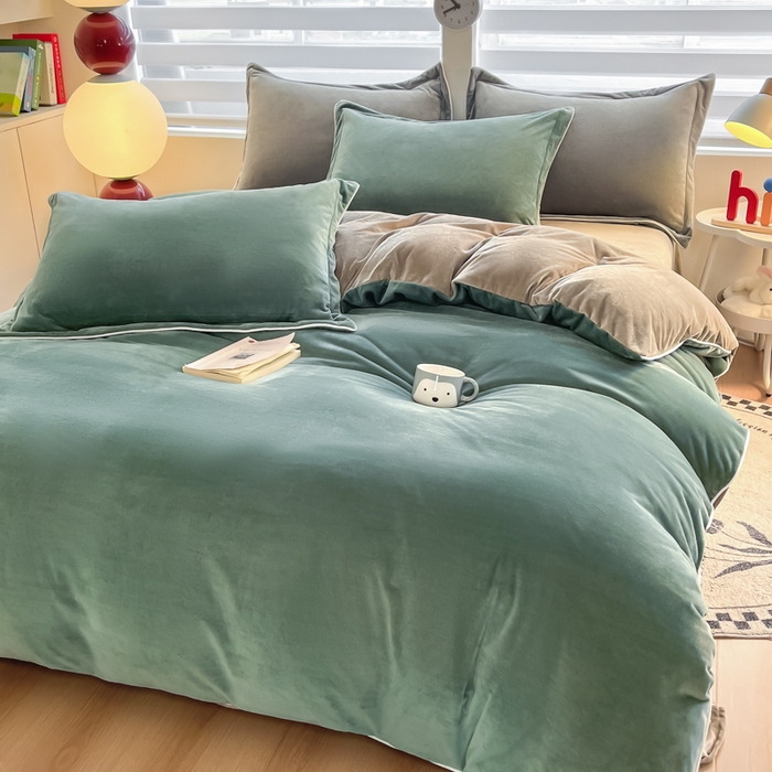 91家纺网 家纺一手货源 找家纺 咏绒家纺工厂店 2025新款加厚婴儿绒牛奶绒四件套9斤工艺款宝宝绒四件套 灰咖+黛尔蓝