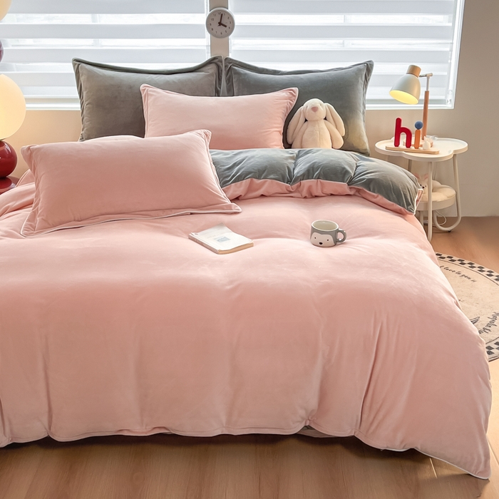 91家纺网 家纺一手货源 找家纺 咏绒家纺工厂店 2025新款加厚婴儿绒牛奶绒四件套9斤工艺款宝宝绒四件套 灰色+皮粉