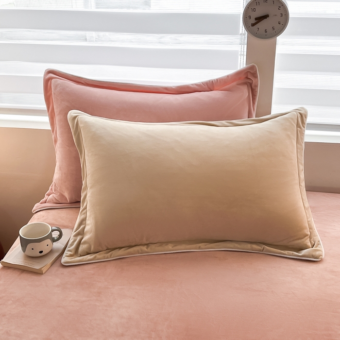 91家纺网 家纺一手货源 找家纺 咏绒家纺工厂店 2025新款加厚婴儿绒牛奶绒四件套9斤工艺款宝宝绒四件套 奶油橘+米驼