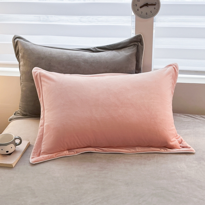 91家纺网 家纺一手货源 找家纺 咏绒家纺工厂店 2025新款加厚婴儿绒牛奶绒四件套9斤工艺款宝宝绒四件套 浅灰+皮粉