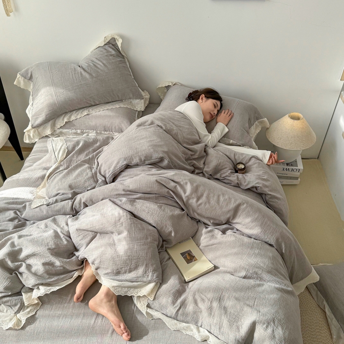 91家纺网 家纺一手货源 找家纺 咏绒家纺工厂店 2025新款全棉双层皱皱沙纯色四件套安娜 安娜-浅灰