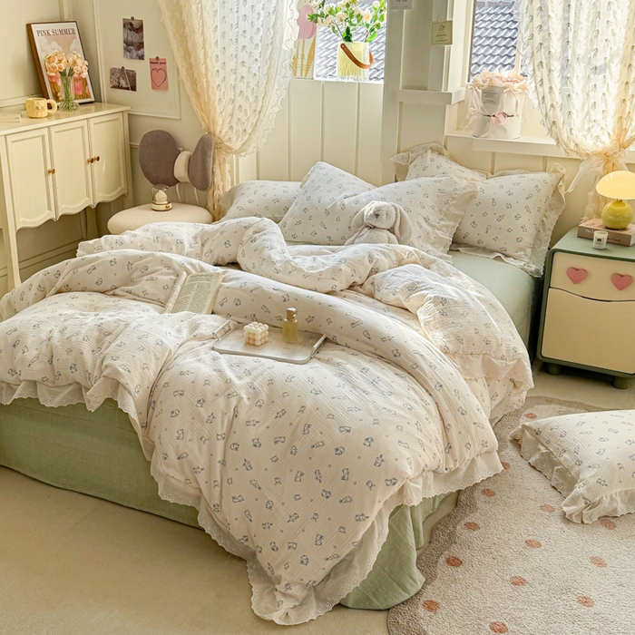 91家纺网 家纺一手货源 找家纺 咏绒家纺工厂店 2025新款全棉双层皱皱沙印花花边款四件套 玉兔-绿
