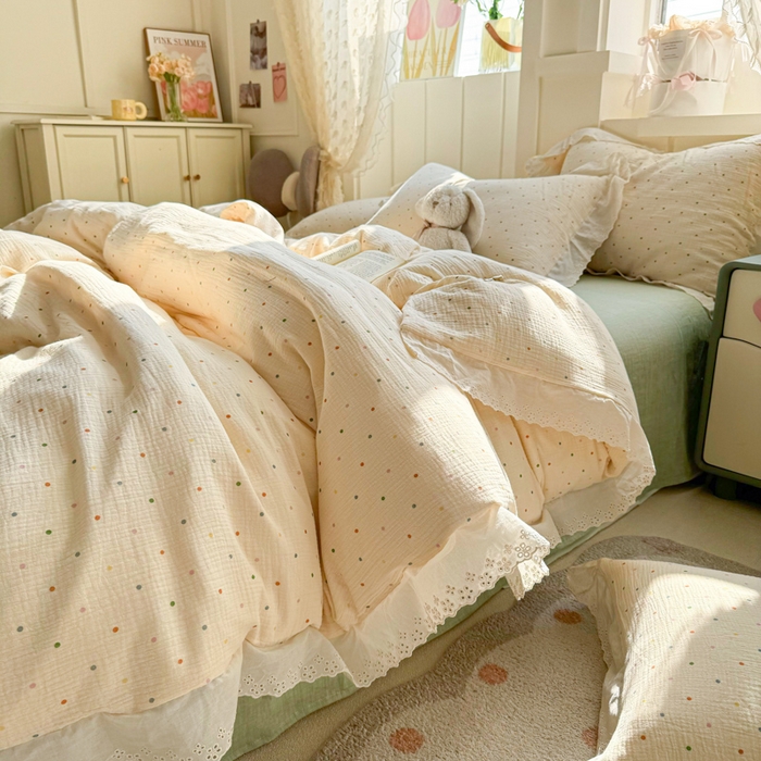 91家纺网 家纺一手货源 找家纺 咏绒家纺工厂店 2025新款全棉双层皱皱沙印花花边款四件套 墨颜