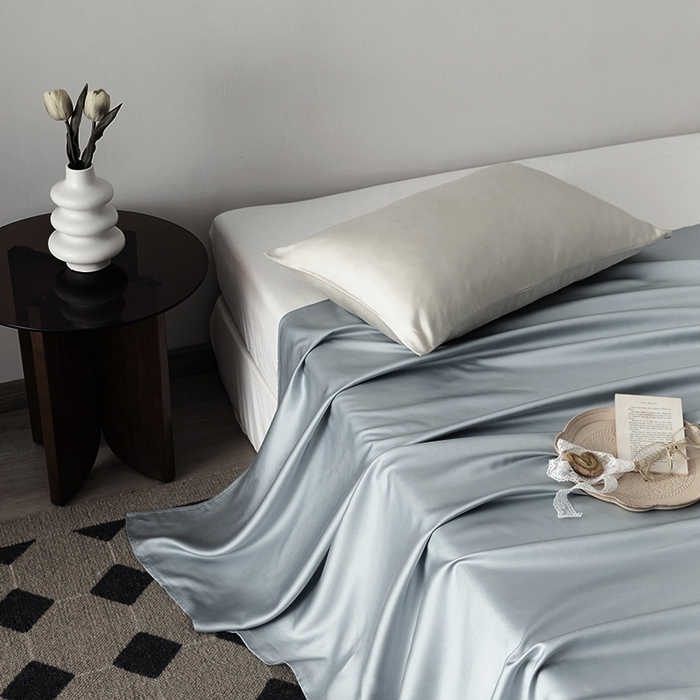 91家纺网 家纺一手货源 找家纺 浩情国际婚庆供货中心 2026新款60支奥地利兰精天丝纯色双拼系列四件套 灰蓝色-冰川灰