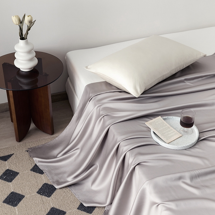 91家纺网 家纺一手货源 找家纺 浩情国际婚庆供货中心 2026新款60支奥地利兰精天丝纯色双拼系列四件套 满天星紫-曙光银