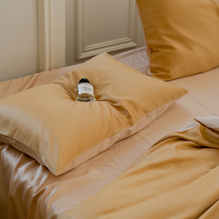 91家纺网 家纺一手货源 找家纺 浩情国际婚庆供货中心 2026新款60支奥地利兰精天丝纯色双拼系列四件套 芝士黄-沙茶色