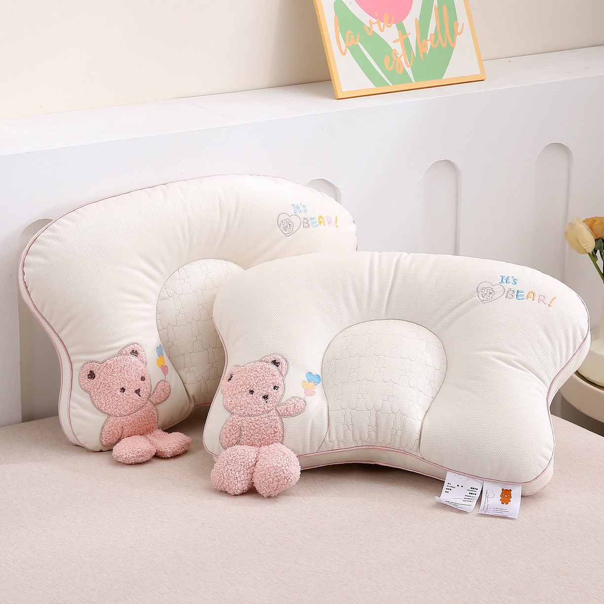 91家纺网 家纺一手货源 找家纺 （总）珍贝家纺 2025新款毛巾绣儿童护颈枕枕头枕芯