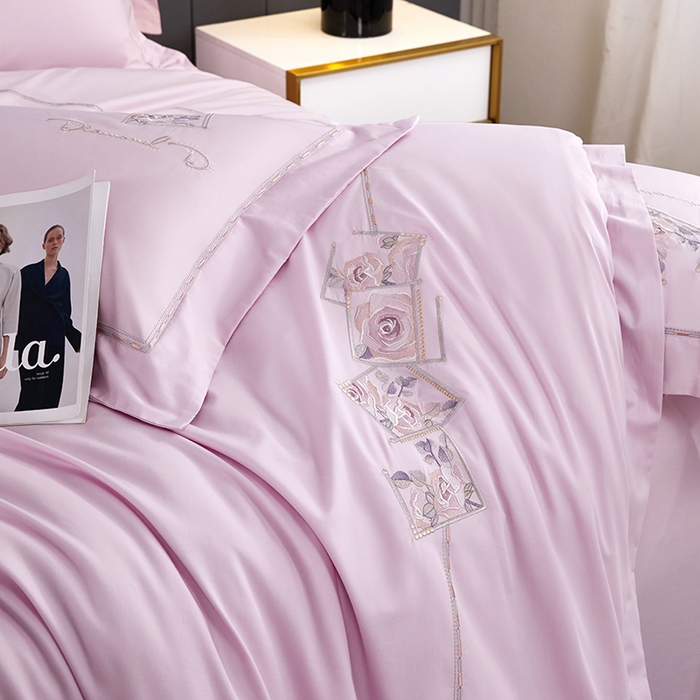 91家纺网 家纺一手货源 找家纺 浩情国际婚庆供货中心 2026新款160S春夏天丝棉高端刺绣系列四件套 诺兰-优雅紫