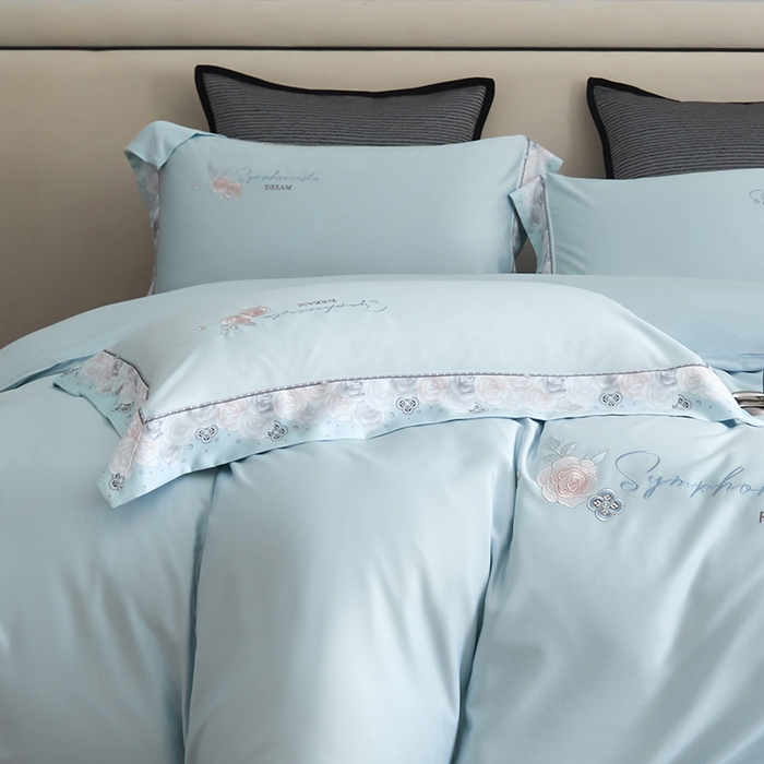 91家纺网 家纺一手货源 找家纺 浩情国际婚庆供货中心 2026新款160S春夏天丝棉高端刺绣系列四件套 玫瑰花香-天空蓝