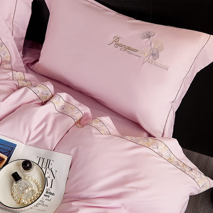 91家纺网 家纺一手货源 找家纺 浩情国际婚庆供货中心 2026新款160S春夏天丝棉高端刺绣系列四件套 银之杏-优雅紫