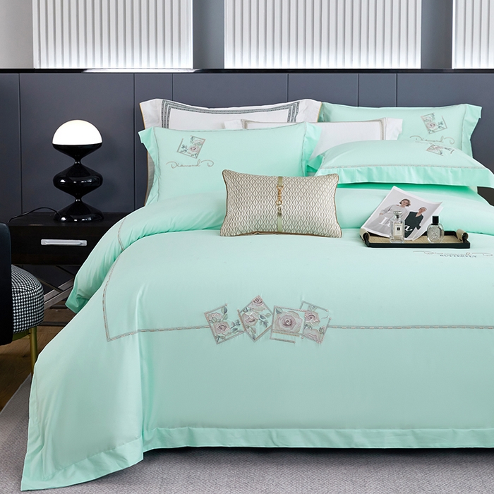 91家纺网 家纺一手货源 找家纺 浩情国际婚庆供货中心 2026新款160S春夏天丝棉高端刺绣系列四件套 诺兰-湖水蓝