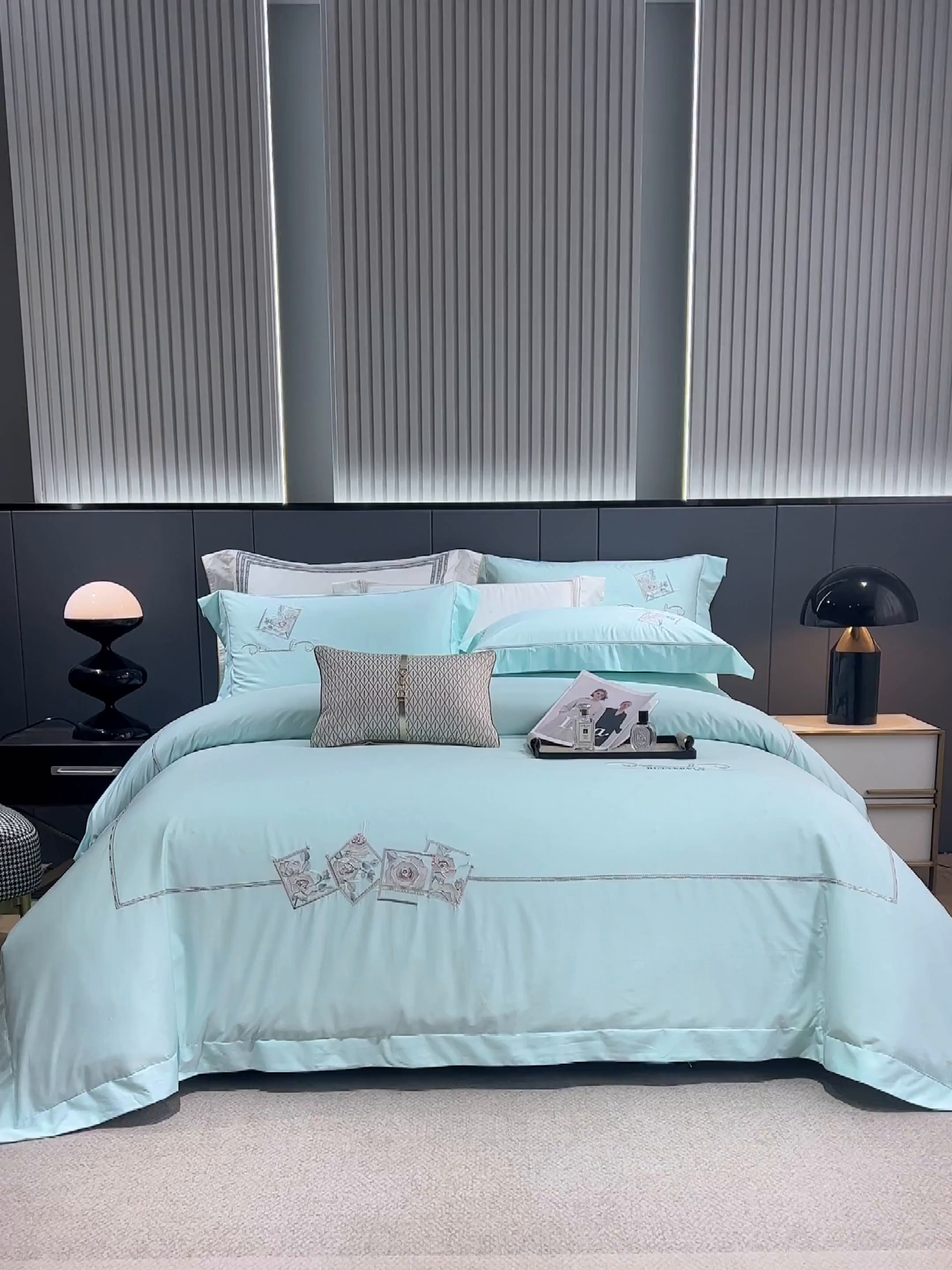 91家纺网 家纺一手货源 找家纺 浩情国际婚庆供货中心 2026新款160S春夏天丝棉高端刺绣系列四件套 诺兰-湖水蓝