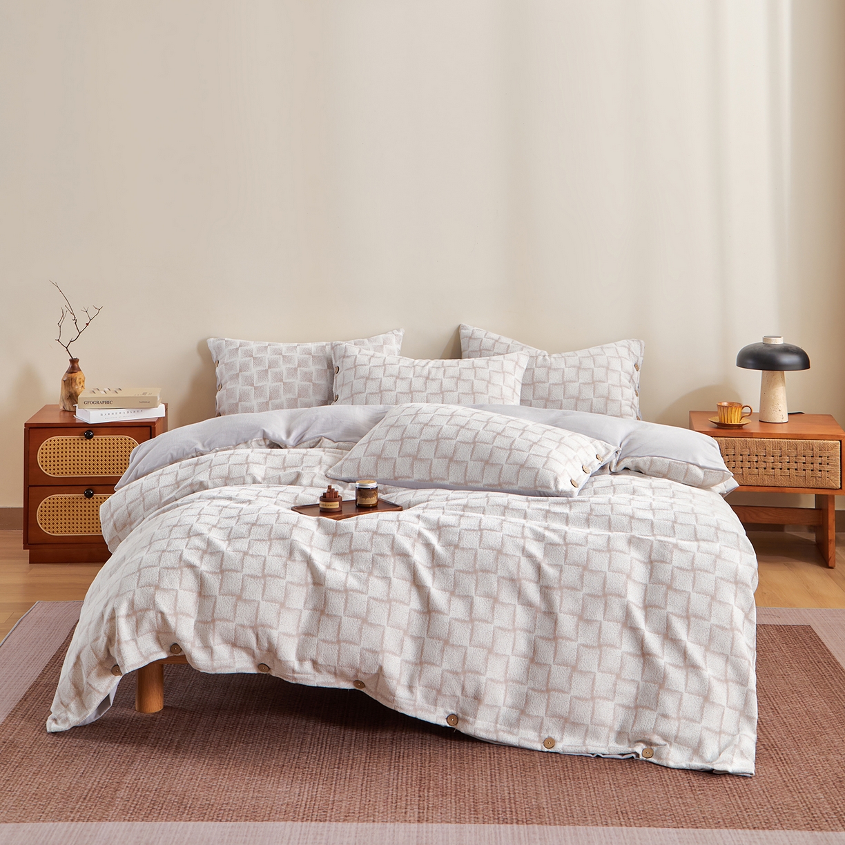 91家纺网 家纺一手货源 找家纺 咏绒家纺工厂店 2025新款雪尼尔棉绒大提花四件套 洛西雅-橡树棕