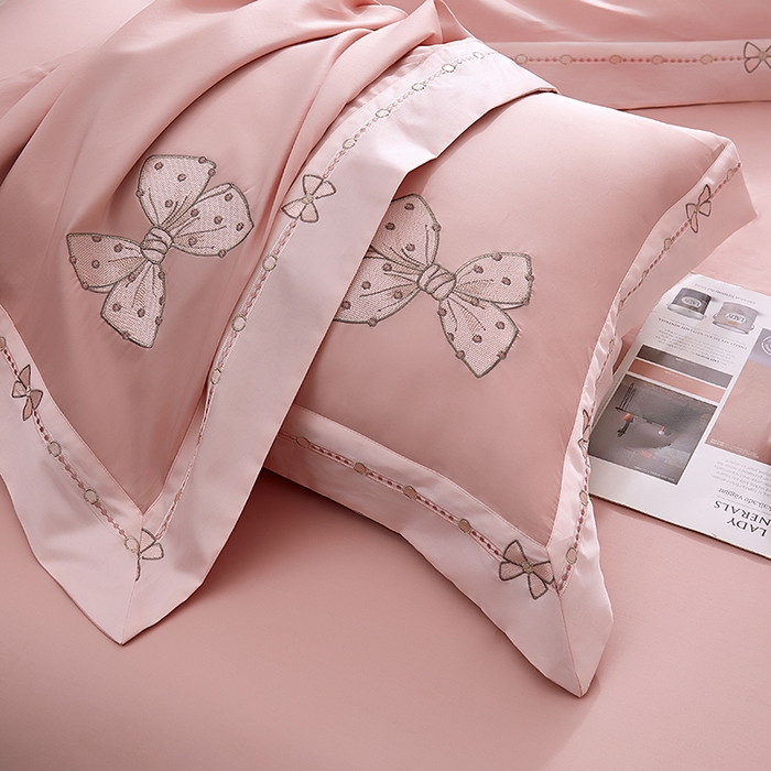 91家纺网 家纺一手货源 找家纺 浩情国际婚庆供货中心 2026新款180支长绒棉重工刺绣四件套 优雅主义-粉