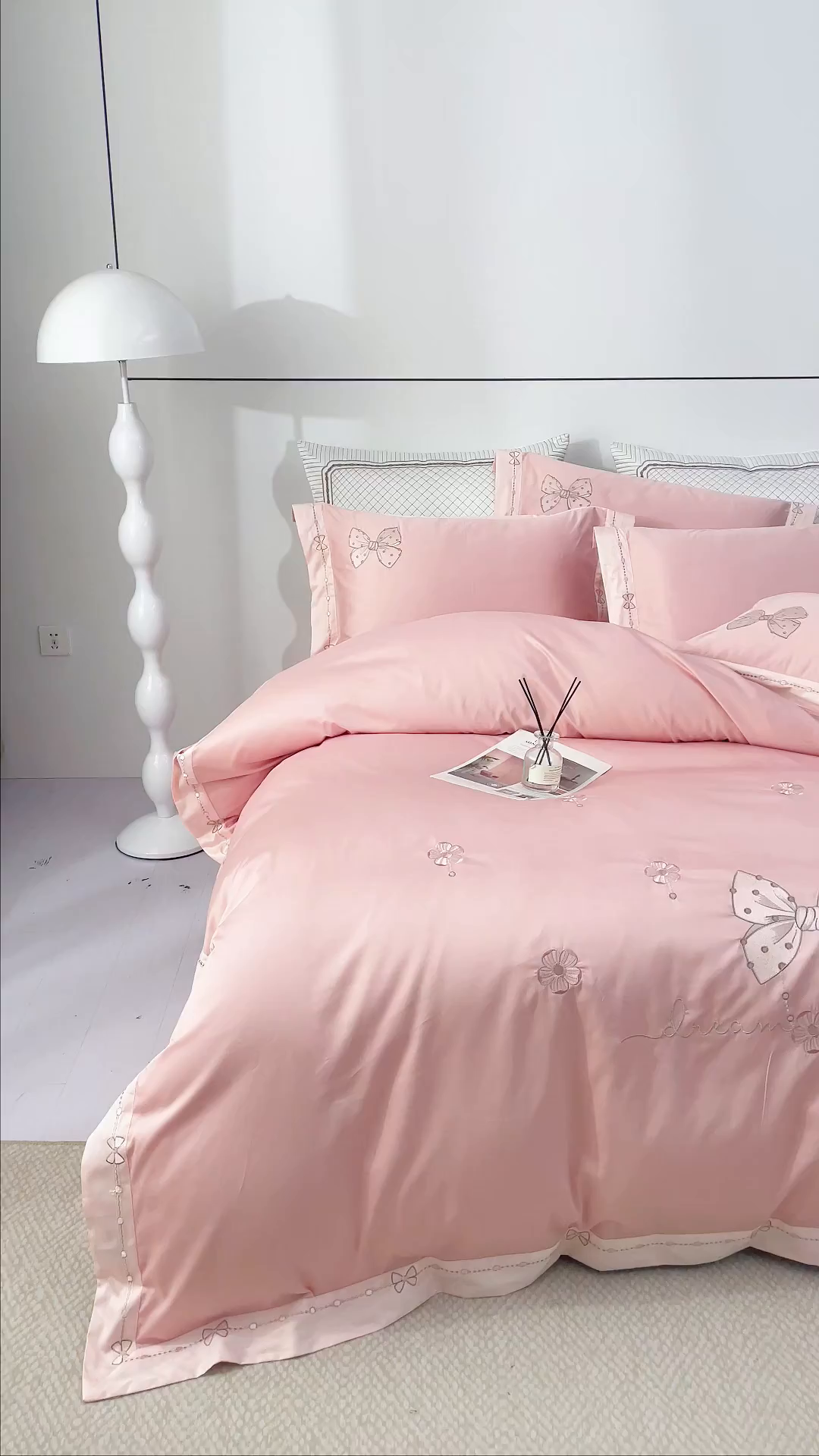 91家纺网 家纺一手货源 找家纺 浩情国际婚庆供货中心 2026新款180支长绒棉重工刺绣四件套 优雅主义-粉