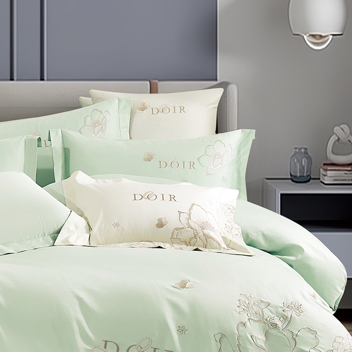 91家纺网 家纺一手货源 找家纺 浩情国际婚庆供货中心 2026新款180支长绒棉重工刺绣四件套 琉光疏影-清新绿