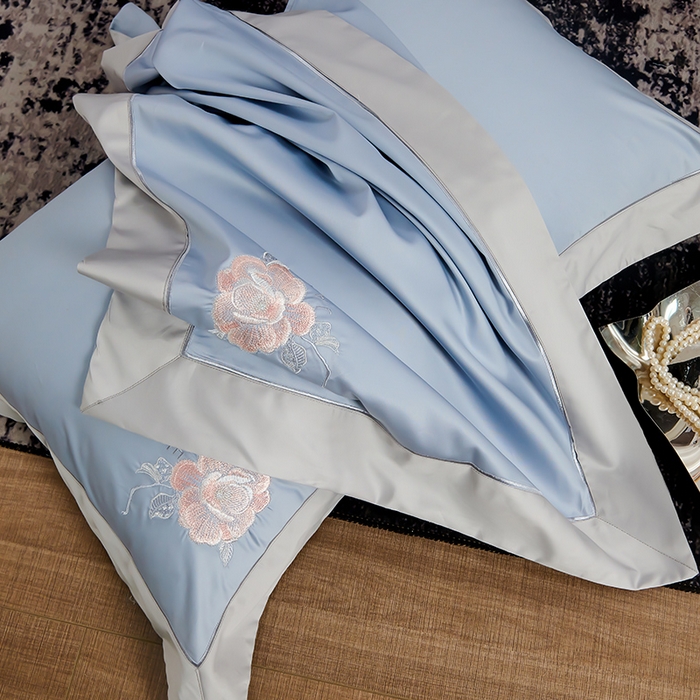 91家纺网 家纺一手货源 找家纺 浩情国际婚庆供货中心 2026新款180支长绒棉重工刺绣四件套 玛格利特-天空兰