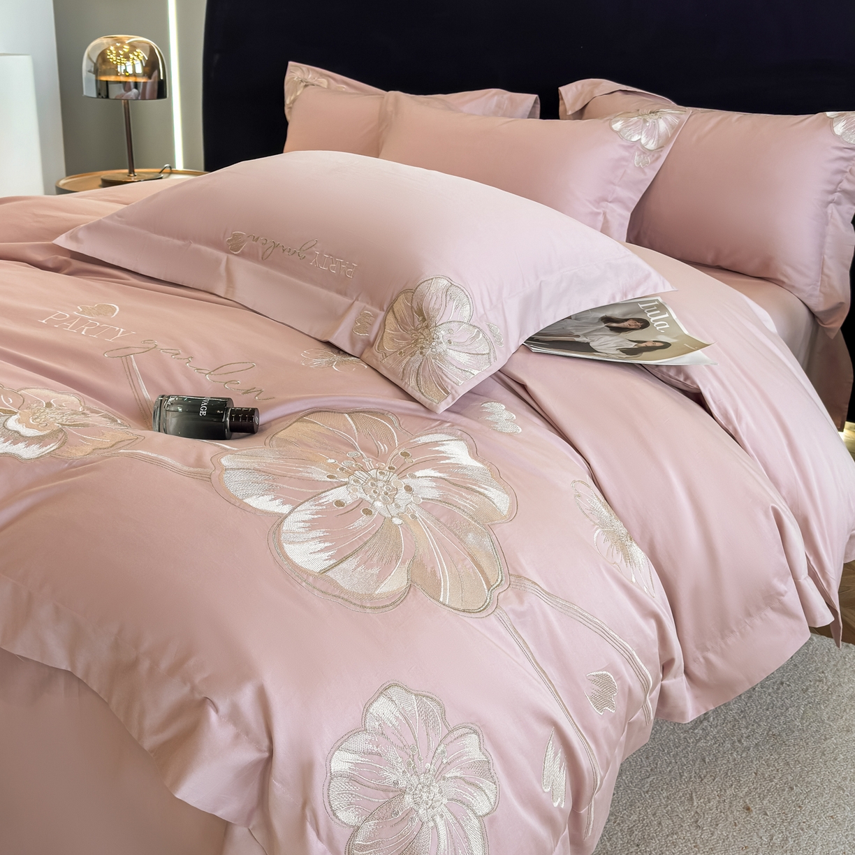 91家纺网 家纺一手货源 找家纺 （总）女子家纺 2025新款A类长绒棉新疆全棉纯棉刺绣宽边四件套-花千骨