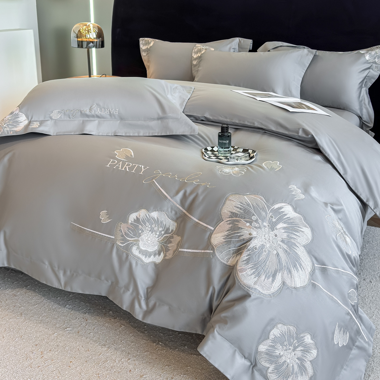 91家纺网 家纺一手货源 找家纺 （总）女子家纺 2025新款A类长绒棉新疆全棉纯棉刺绣宽边四件套-花千骨