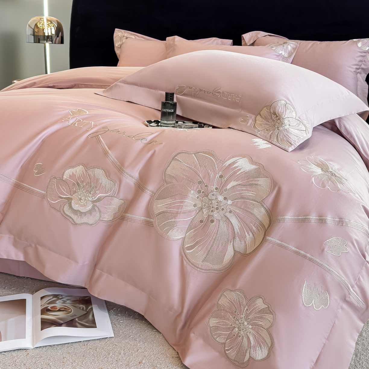 91家纺网 家纺一手货源 找家纺 （总）女子家纺 2025新款A类长绒棉新疆全棉纯棉刺绣宽边四件套-花千骨