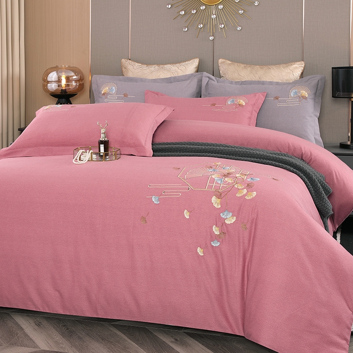 91家纺网 家纺一手货源 找家纺 浩情国际婚庆供货中心 2026四季新品120S全棉斜纹加厚磨毛高端刺绣四件套 维也纳-豆沙