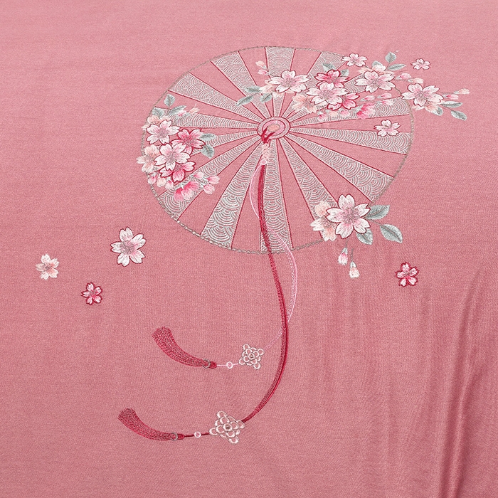 91家纺网 家纺一手货源 找家纺 浩情国际婚庆供货中心 2026四季新品120S全棉斜纹加厚磨毛高端刺绣四件套 浪漫樱花-豆沙