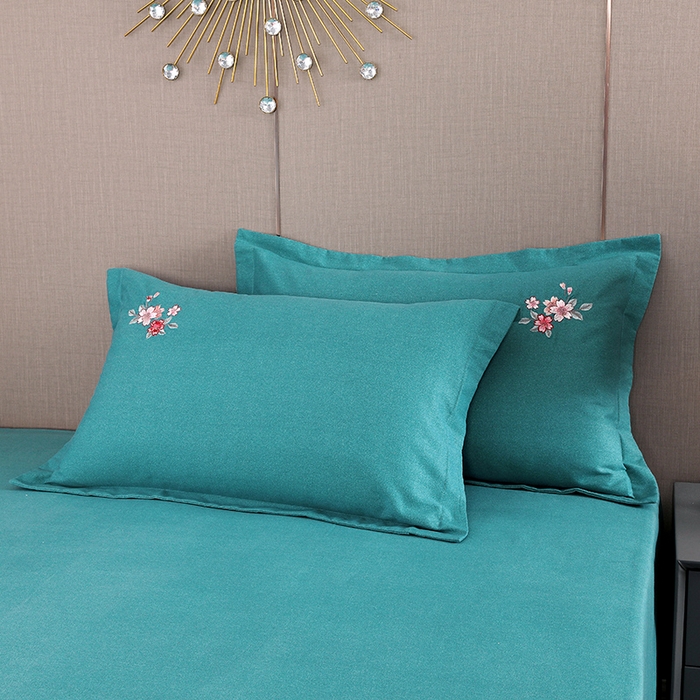 91家纺网 家纺一手货源 找家纺 浩情国际婚庆供货中心 2026四季新品120S全棉斜纹加厚磨毛高端刺绣四件套 浪漫樱花-淡雅绿