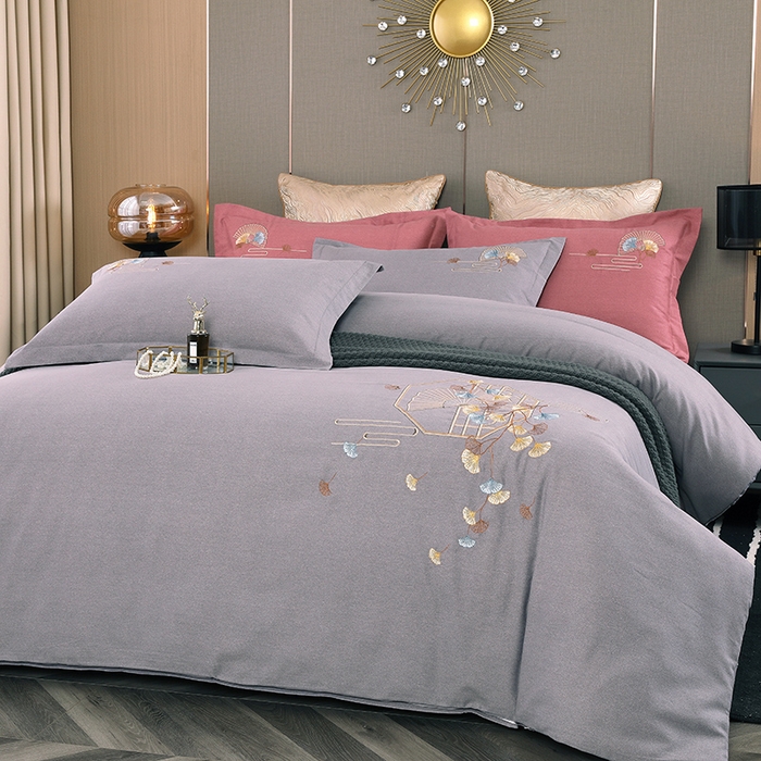 91家纺网 家纺一手货源 找家纺 浩情国际婚庆供货中心 2026四季新品120S全棉斜纹加厚磨毛高端刺绣四件套 维也纳-高级灰