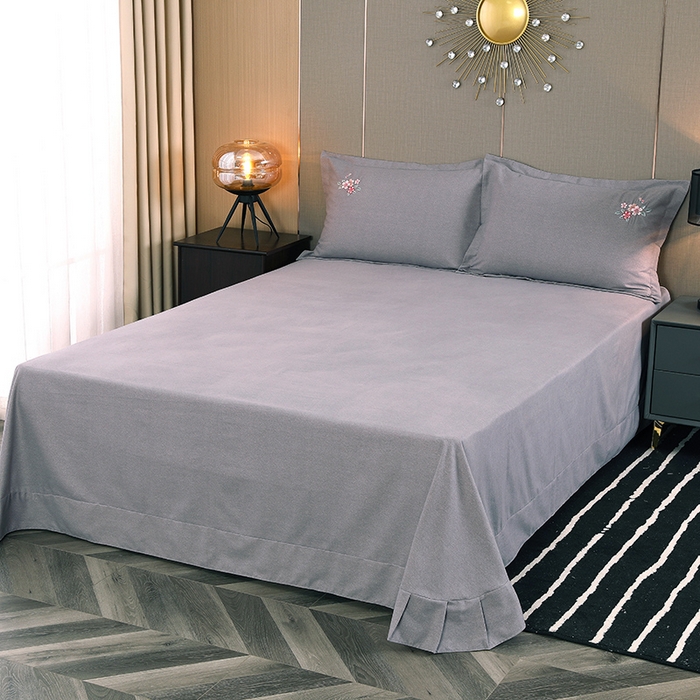 91家纺网 家纺一手货源 找家纺 浩情国际婚庆供货中心 2026四季新品120S全棉斜纹加厚磨毛高端刺绣四件套 浪漫樱花-高级灰