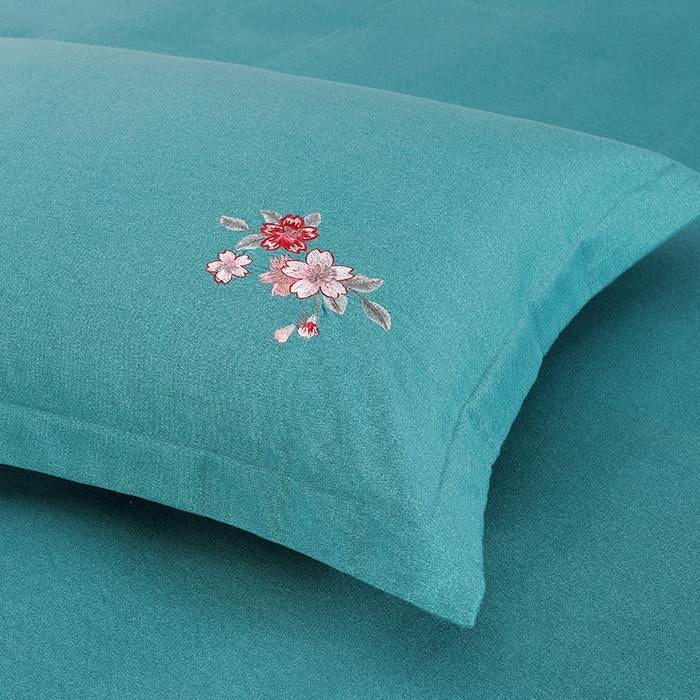 91家纺网 家纺一手货源 找家纺 浩情国际婚庆供货中心 2026四季新品120S全棉斜纹加厚磨毛高端刺绣四件套 浪漫樱花-淡雅绿