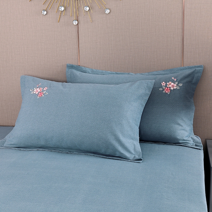 91家纺网 家纺一手货源 找家纺 浩情国际婚庆供货中心 2026四季新品120S全棉斜纹加厚磨毛高端刺绣四件套 浪漫樱花-富贵银