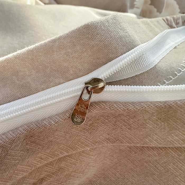 91家纺网 家纺一手货源 找家纺 曲之慕 2026新款全棉纯棉加厚喷气磨毛印花四件套 暖漾