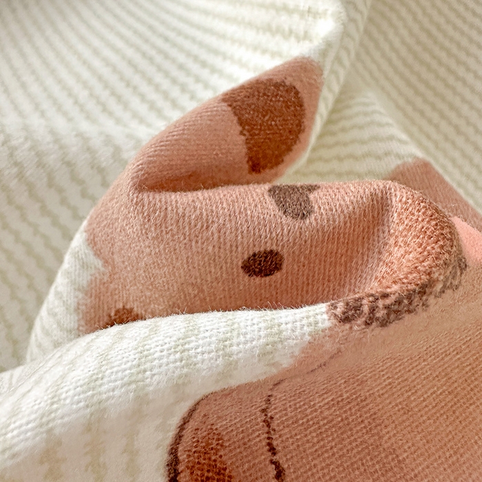 91家纺网 家纺一手货源 找家纺 曲之慕 2026新款全棉纯棉加厚喷气磨毛印花四件套 青枝语