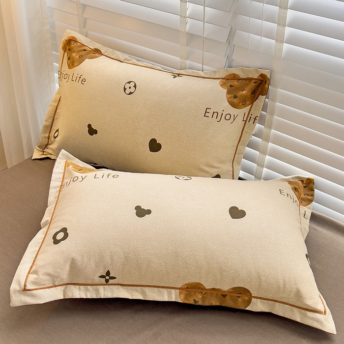 91家纺网 家纺一手货源 找家纺 曲之慕 2026新款全棉纯棉加厚喷气磨毛印花四件套 登威熊