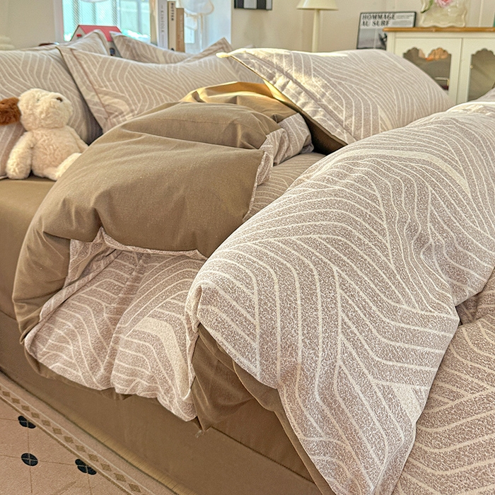 91家纺网 家纺一手货源 找家纺 曲之慕 2026新款全棉纯棉加厚喷气磨毛印花四件套 艾格拉