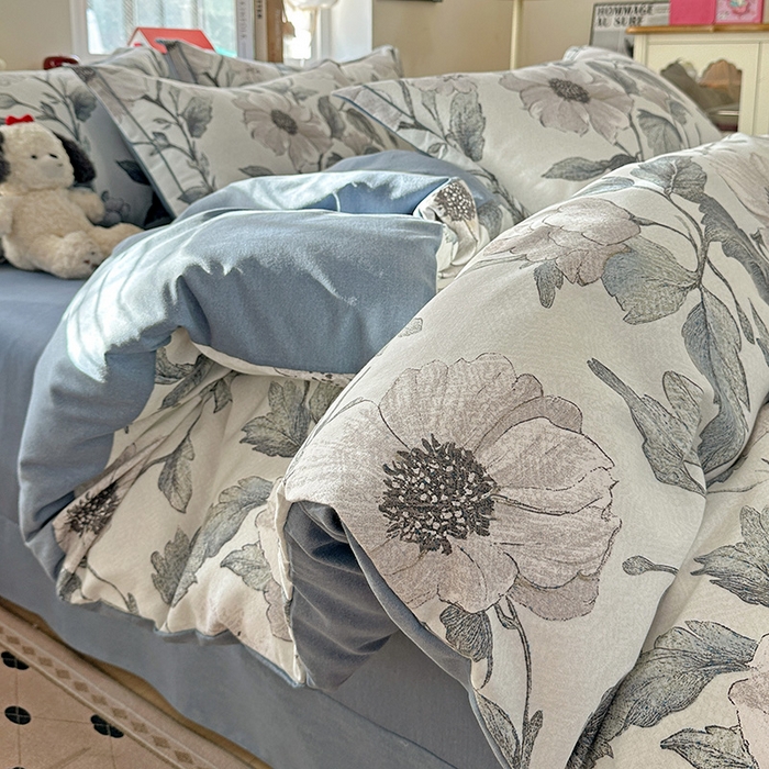 91家纺网 家纺一手货源 找家纺 曲之慕 2026新款全棉纯棉加厚喷气磨毛印花四件套 蓝汐