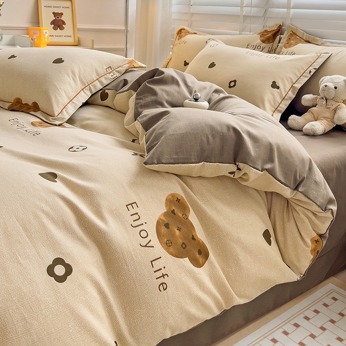 91家纺网 家纺一手货源 找家纺 曲之慕 2026新款全棉纯棉加厚喷气磨毛印花四件套 登威熊