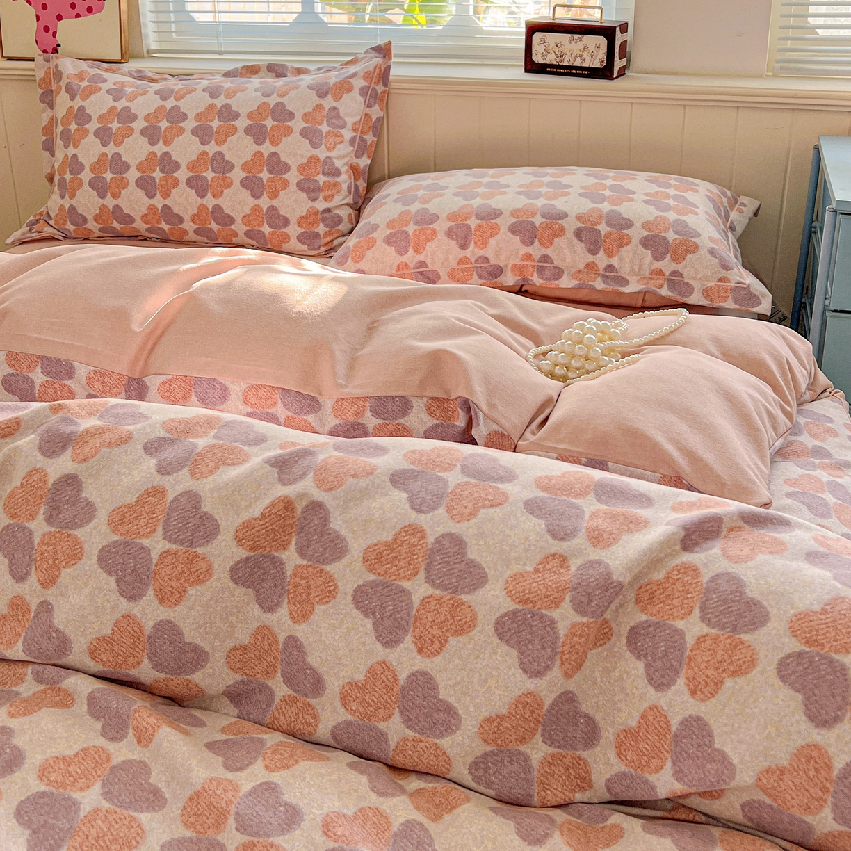 91家纺网 家纺一手货源 找家纺 曲之慕 2026新款全棉纯棉加厚喷气磨毛印花四件套 四叶草