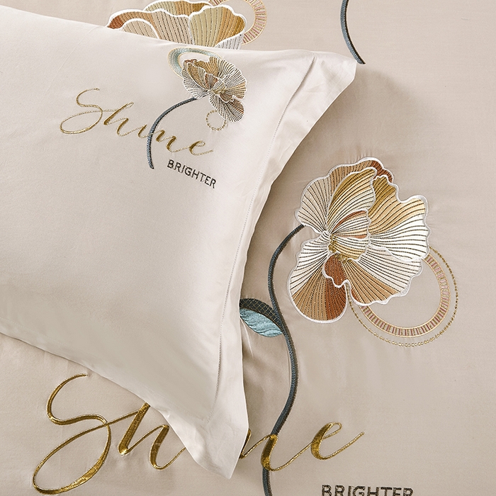 91家纺网 家纺一手货源 找家纺 浩情国际婚庆供货中心 2026新品-100支全棉长绒棉磨毛高端刺绣系列四件套 轻曼-米驼