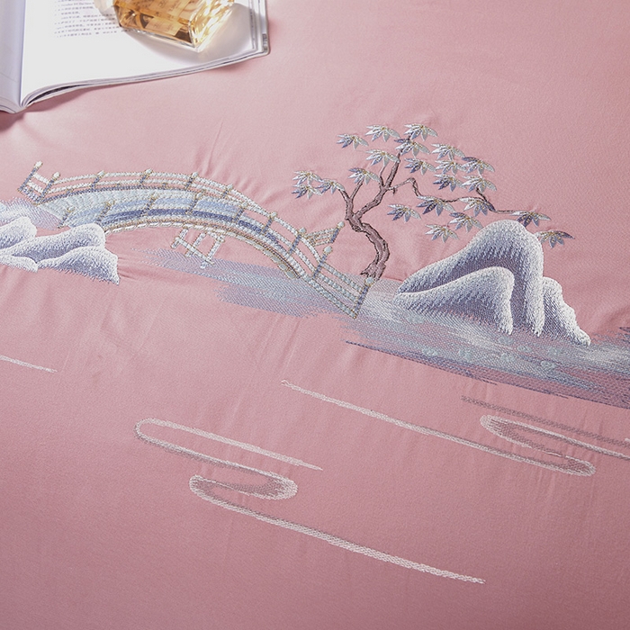 91家纺网 家纺一手货源 找家纺 浩情国际婚庆供货中心 2026新品-100支全棉长绒棉磨毛高端刺绣系列四件套 山水情-豆沙