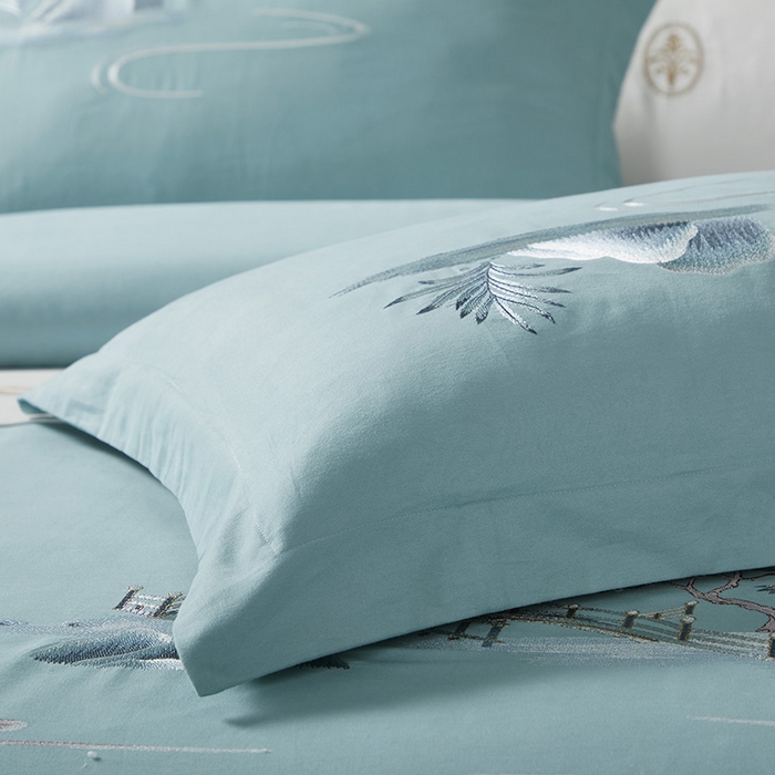 91家纺网 家纺一手货源 找家纺 浩情国际婚庆供货中心 2026新品-100支全棉长绒棉磨毛高端刺绣系列四件套 山水情-水兰