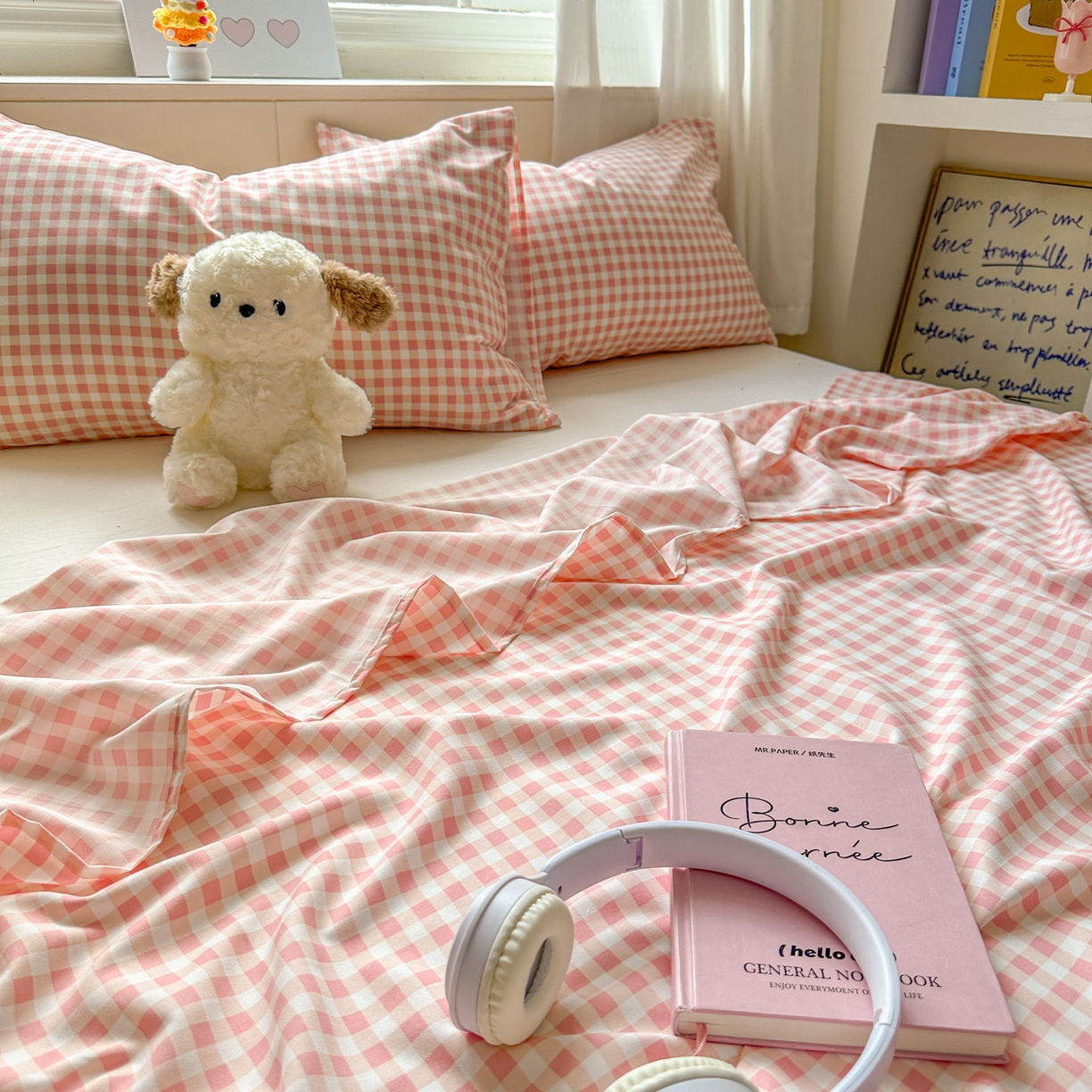 91家纺网 家纺一手货源 找家纺 冕悠家纺 2025新款A类加厚水洗棉格子点点印花超柔单品床单枕套 粉格