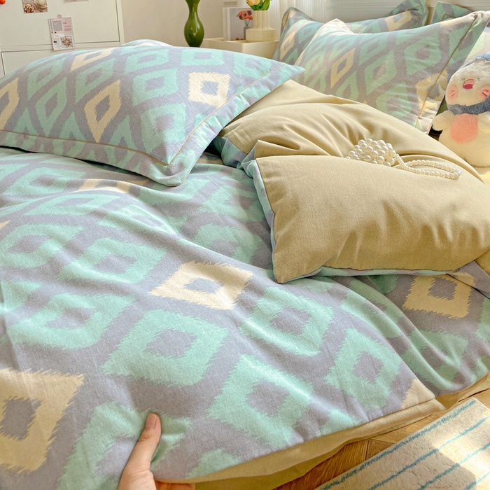 91家纺网 家纺一手货源 找家纺 曲之慕 2026新款全棉纯棉加厚喷气磨毛印花四件套 空间