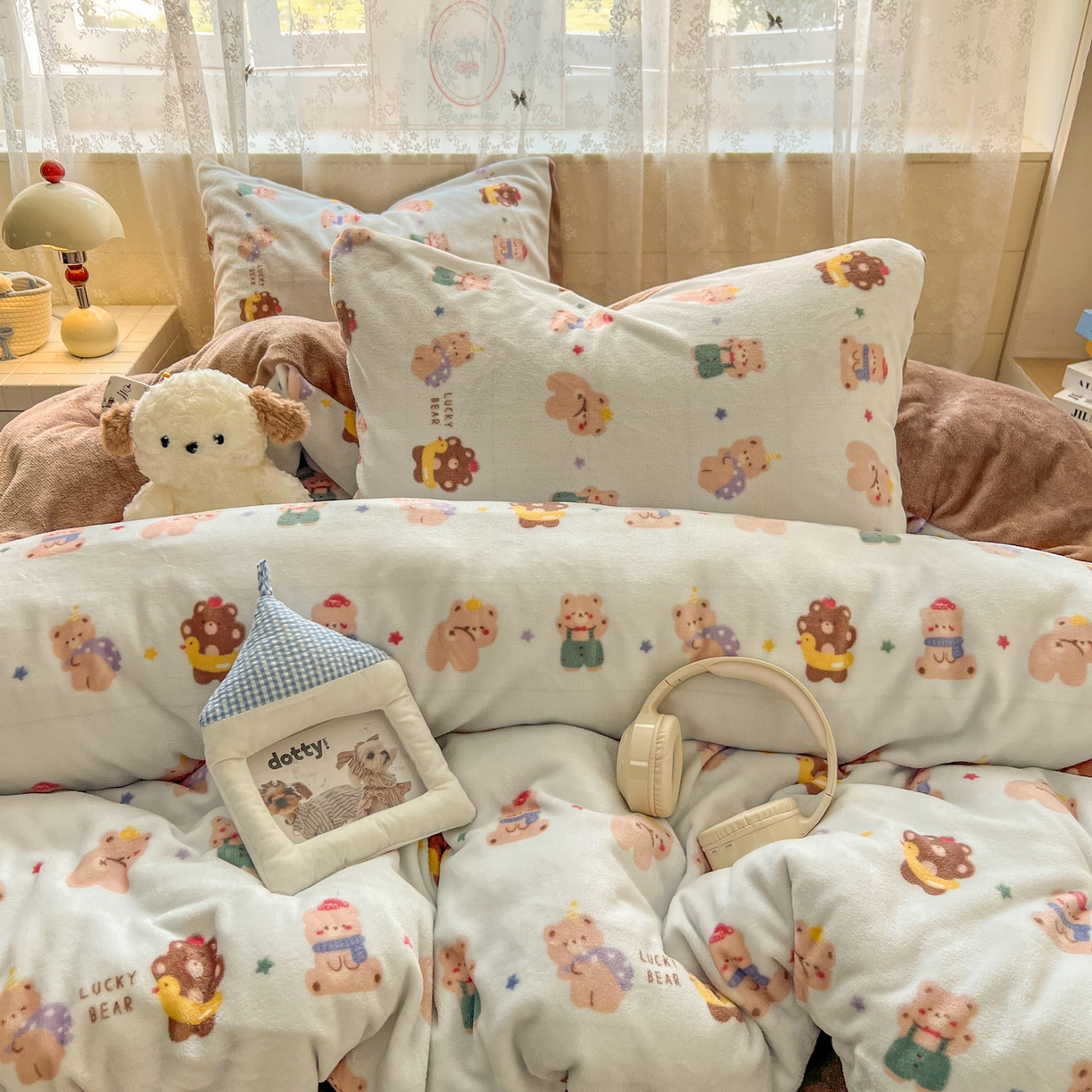 91家纺网 家纺一手货源 找家纺 冕悠家纺 2025新款A类200克加厚印花牛奶绒保暖四件套提供买家秀 小熊历险记