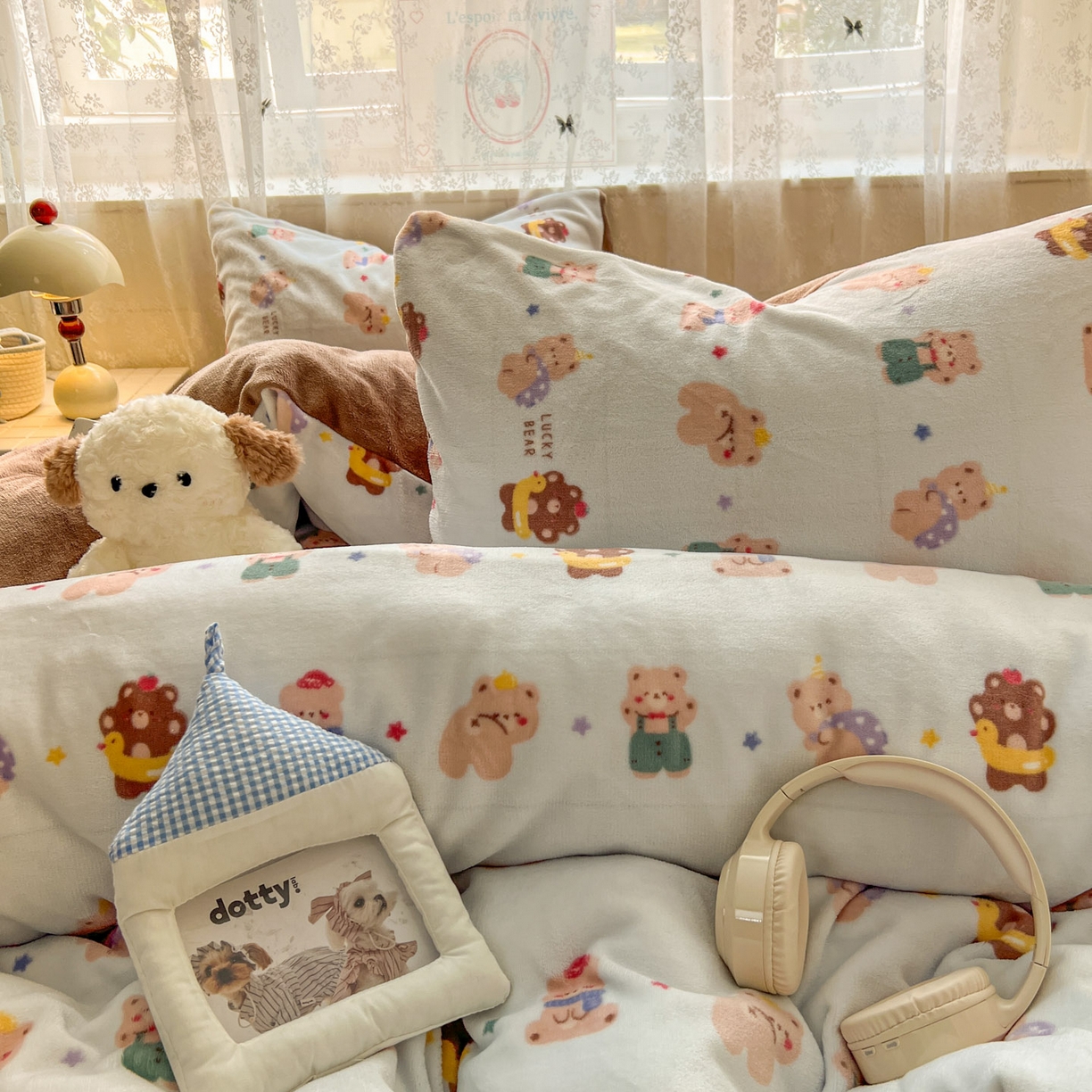 91家纺网 家纺一手货源 找家纺 冕悠家纺 2025新款A类200克加厚印花牛奶绒保暖四件套提供买家秀 小熊历险记