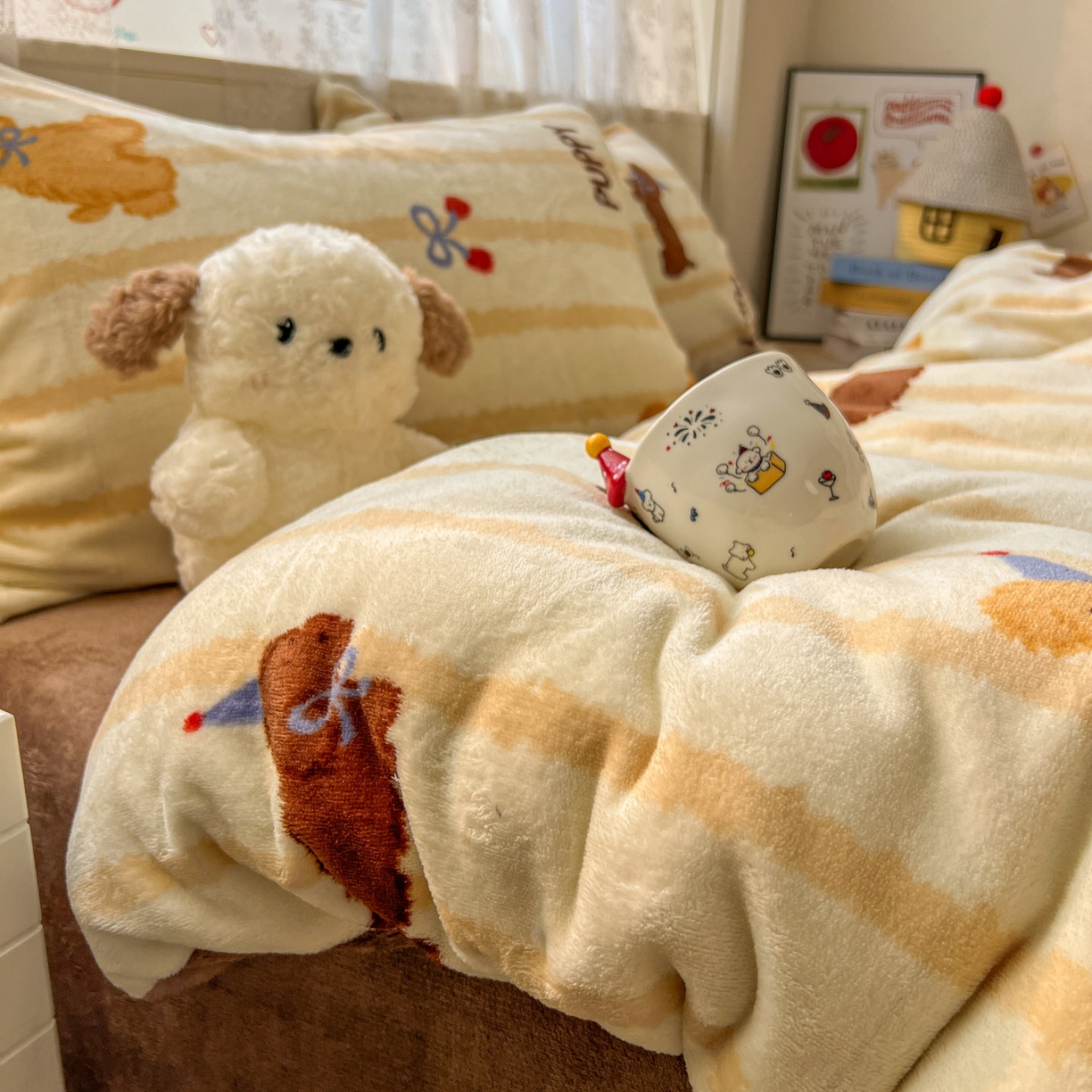 91家纺网 家纺一手货源 找家纺 冕悠家纺 2025新款A类200克加厚印花牛奶绒保暖四件套提供买家秀 腊肠狗