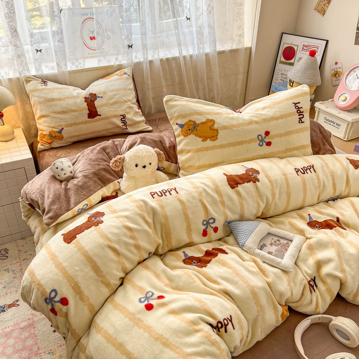 91家纺网 家纺一手货源 找家纺 冕悠家纺 2025新款A类200克加厚印花牛奶绒保暖四件套提供买家秀 腊肠狗