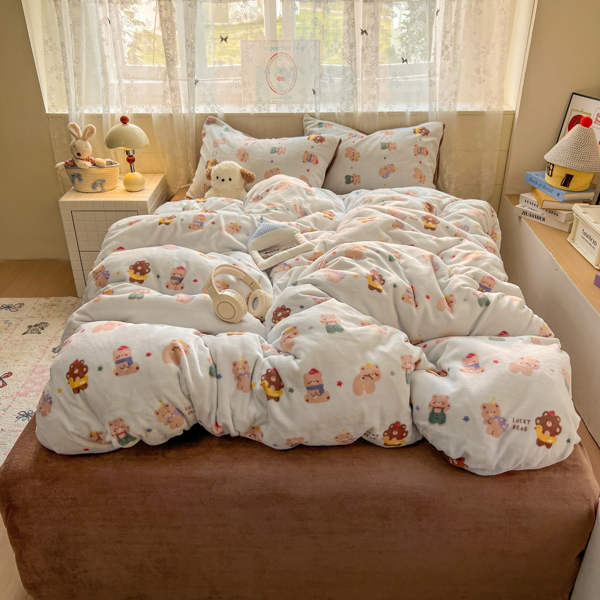 91家纺网 家纺一手货源 找家纺 冕悠家纺 2025新款A类200克加厚印花牛奶绒保暖四件套提供买家秀 小熊历险记